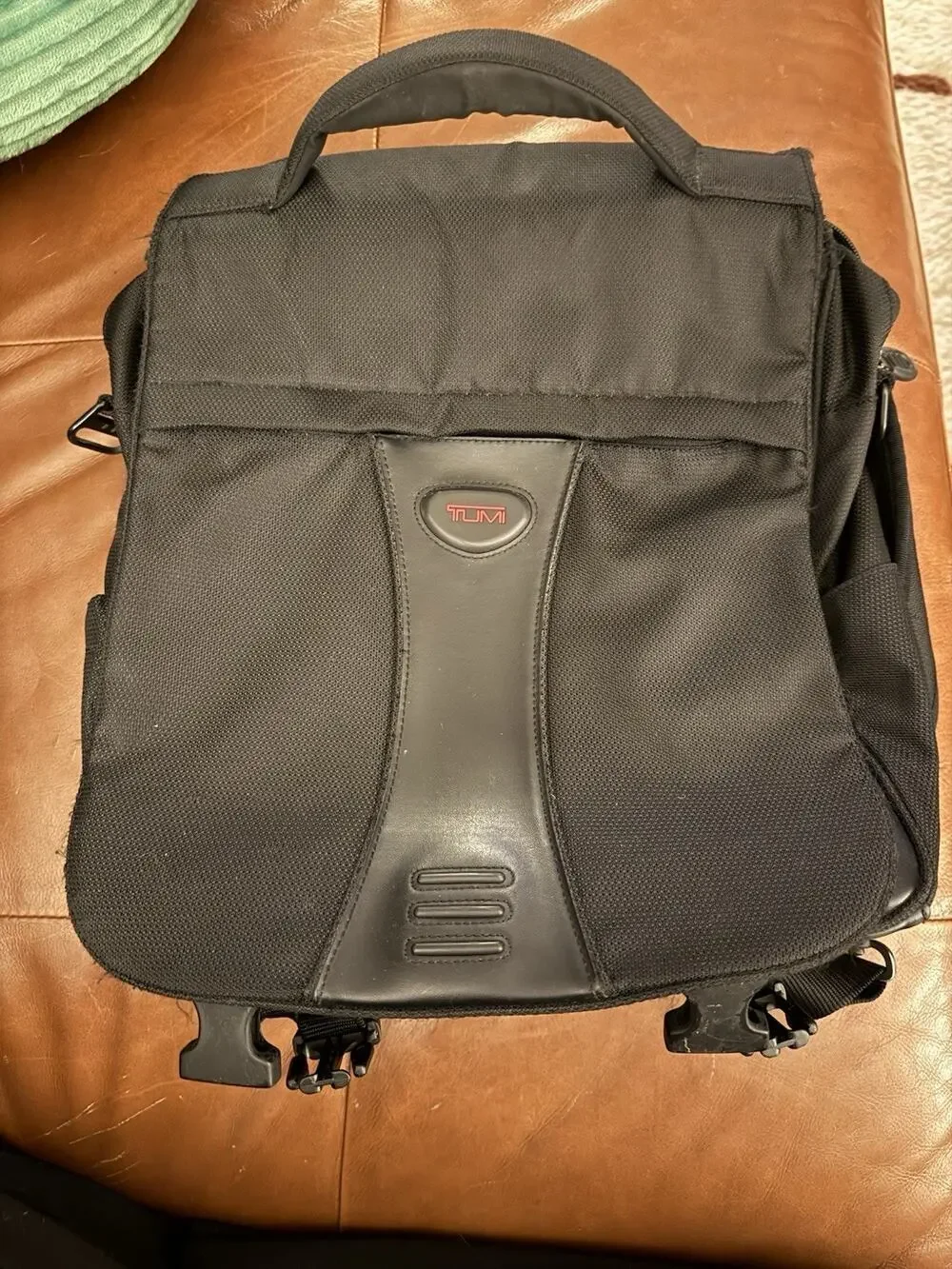 TUMI TECH BLACK BACKPACK LAPTOP CARRIER MESSENGER TRAVEL BAG